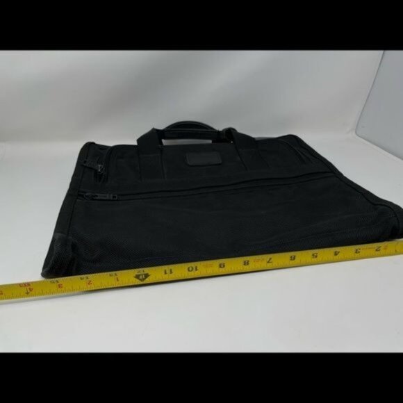 Tumi 207D3 Slim Black Nylon Ballistic Mini Laptop Ipad Computer Travel Bag - Picture 7 of 16